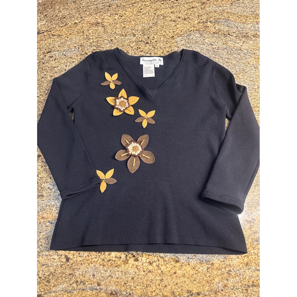 Joseph A Black V-Neck Knit Sweater‎ 3D Floral Applique Beaded Top Size M Vintage